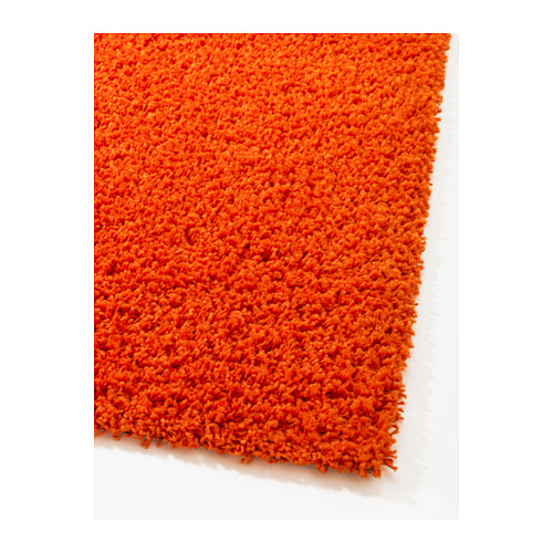 alfombra de color naranja