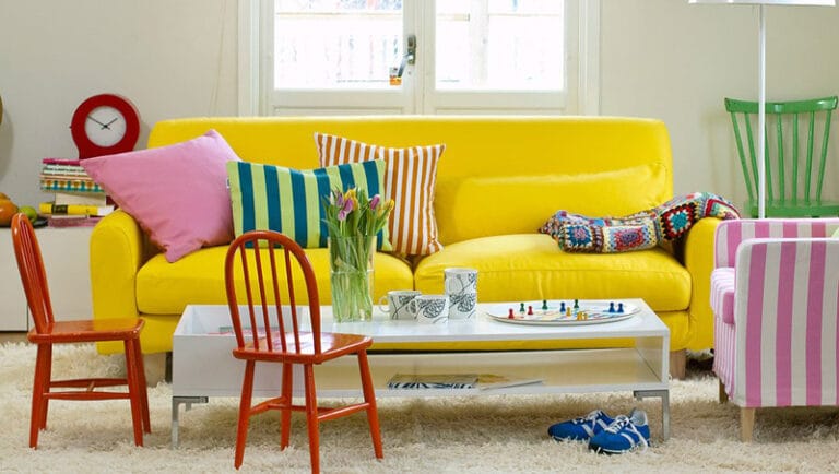 Salón divertido y lleno de color