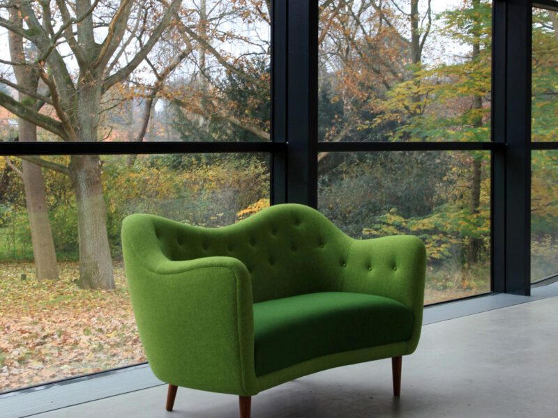 sofa en color verde de diseño