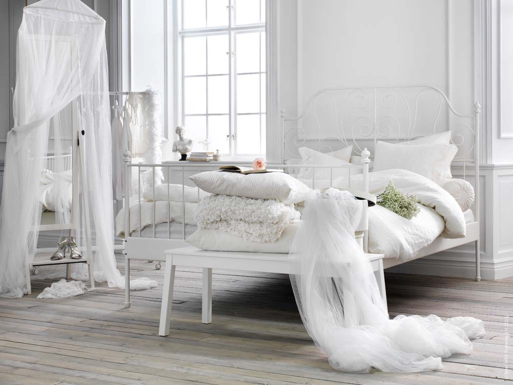 dormitorios blancos romanticos