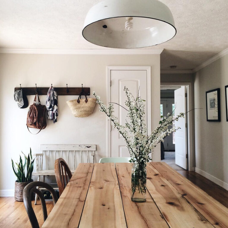 Claves para decorar con percheros de pared tu hogar