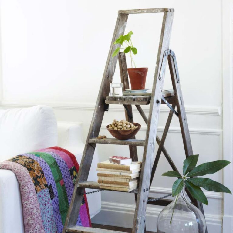 Ideas para decorar con una escalera tu casa